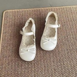 Giày búp bê